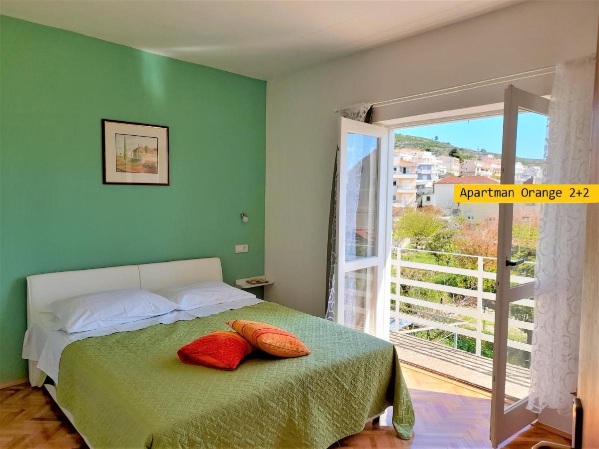 Apartments Garden House Подгора Екстер'єр фото