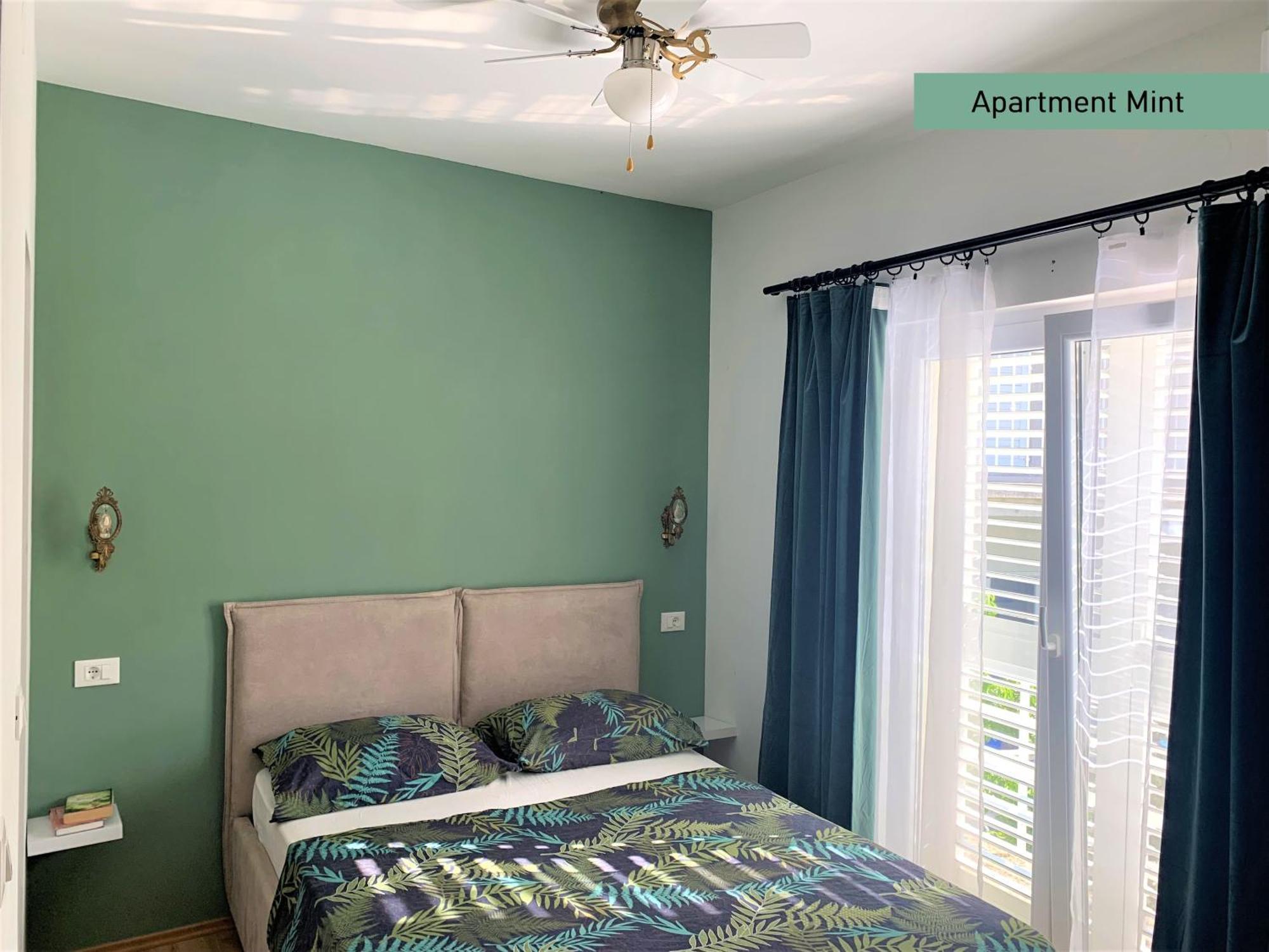 Apartments Garden House Подгора Екстер'єр фото