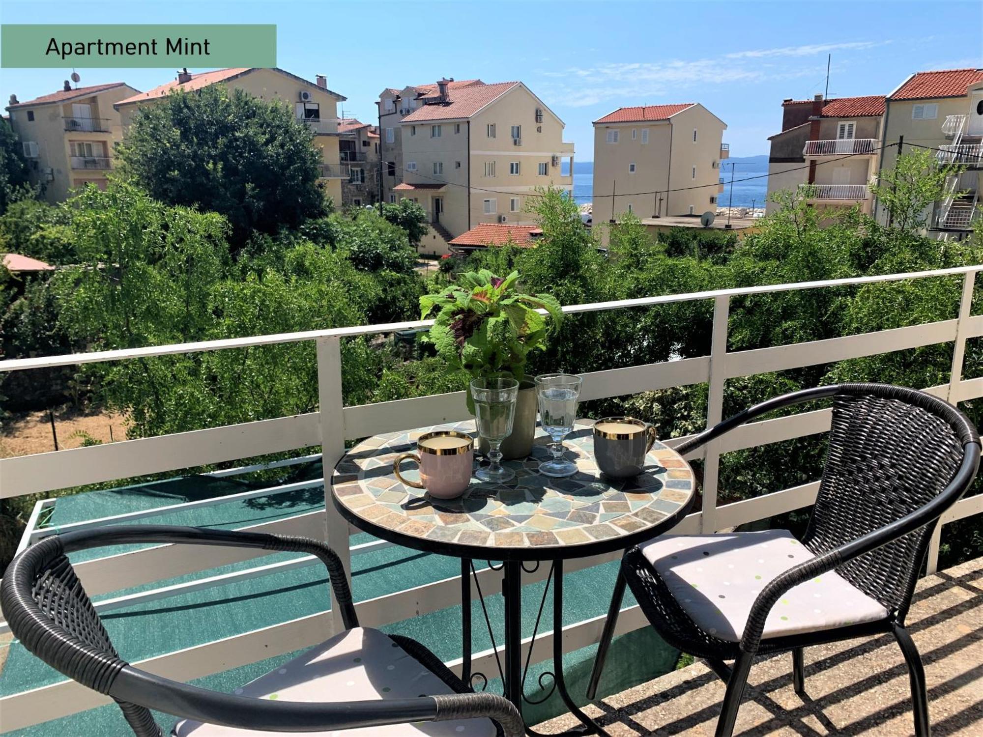 Apartments Garden House Подгора Екстер'єр фото