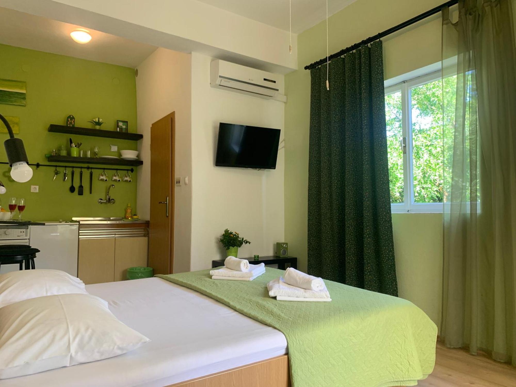 Apartments Garden House Подгора Екстер'єр фото