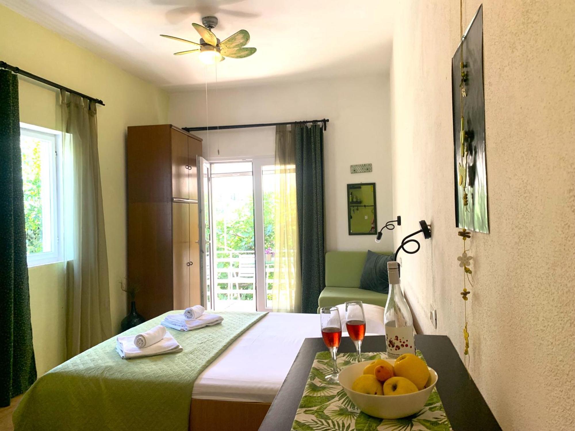 Apartments Garden House Подгора Екстер'єр фото